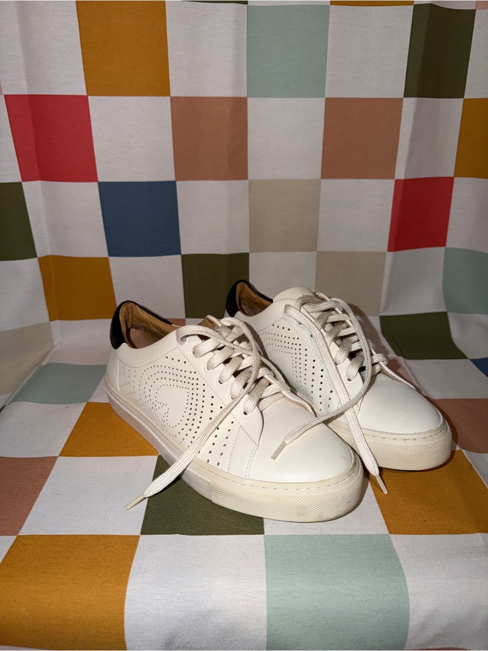 Kate Spade White Leather Perforated Low-Top Sneakers Black Heel Tab Women